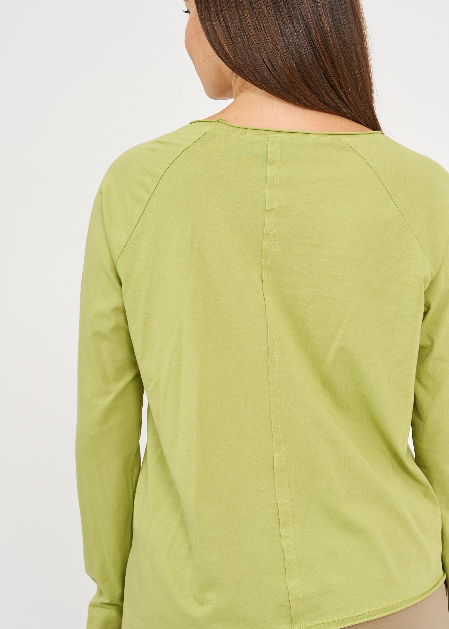 Long sleeve shirt and green cut