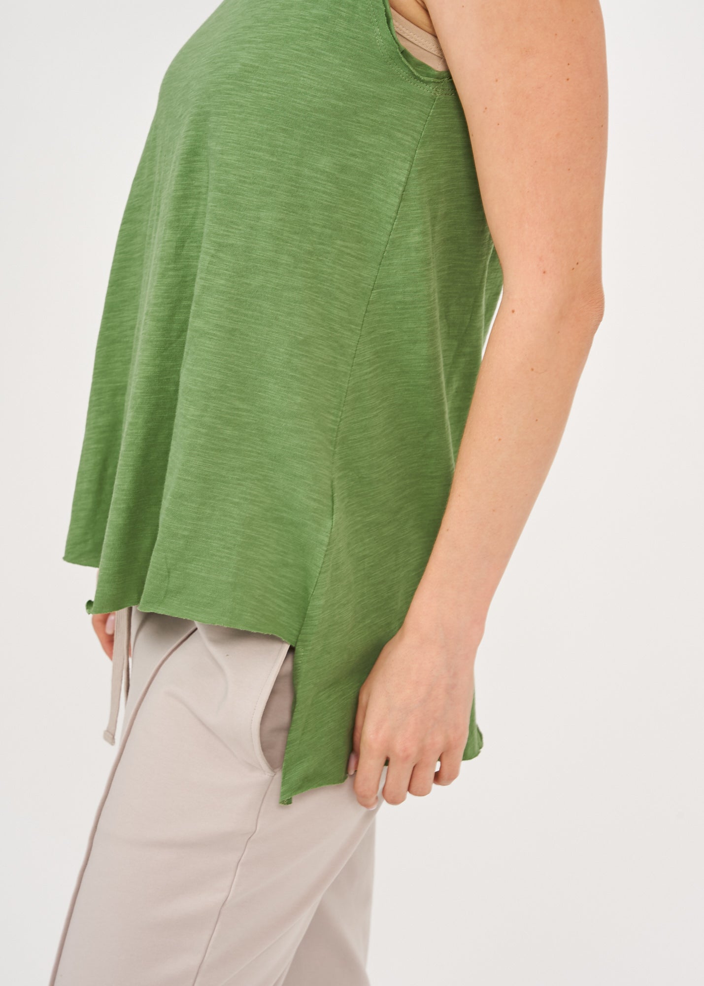 Green long back triangle top