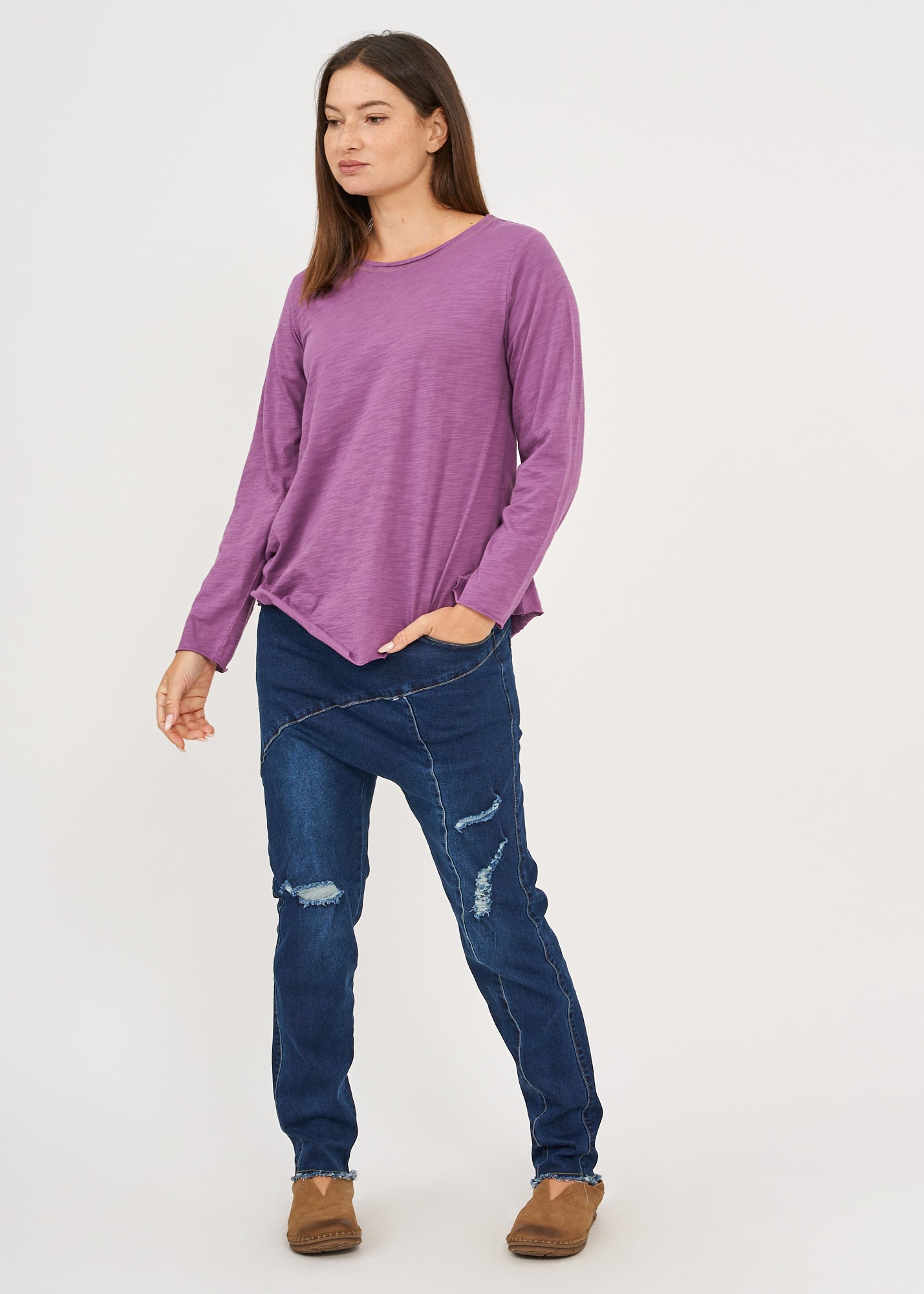 Purple long sleeve triangle ending t-shirt