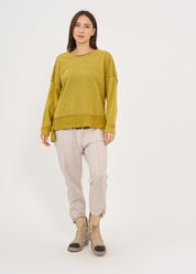 Wash sweatshirt with reverse fabric hem in wash green