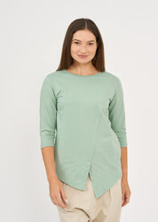 Diagonal stitching ends light green 3/4 sleeve