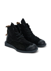 High-top shoes in reverse leather with a color combination and black rubber laces