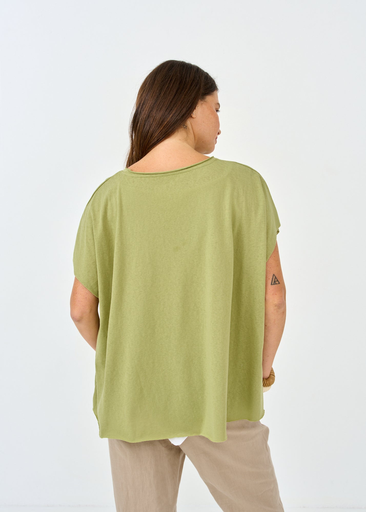 חולצה קצרה בד סלאב ירוק