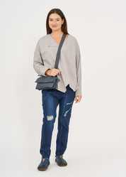 Light gray triangle collar long sleeve shirt