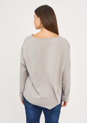 Light gray triangle collar long sleeve shirt