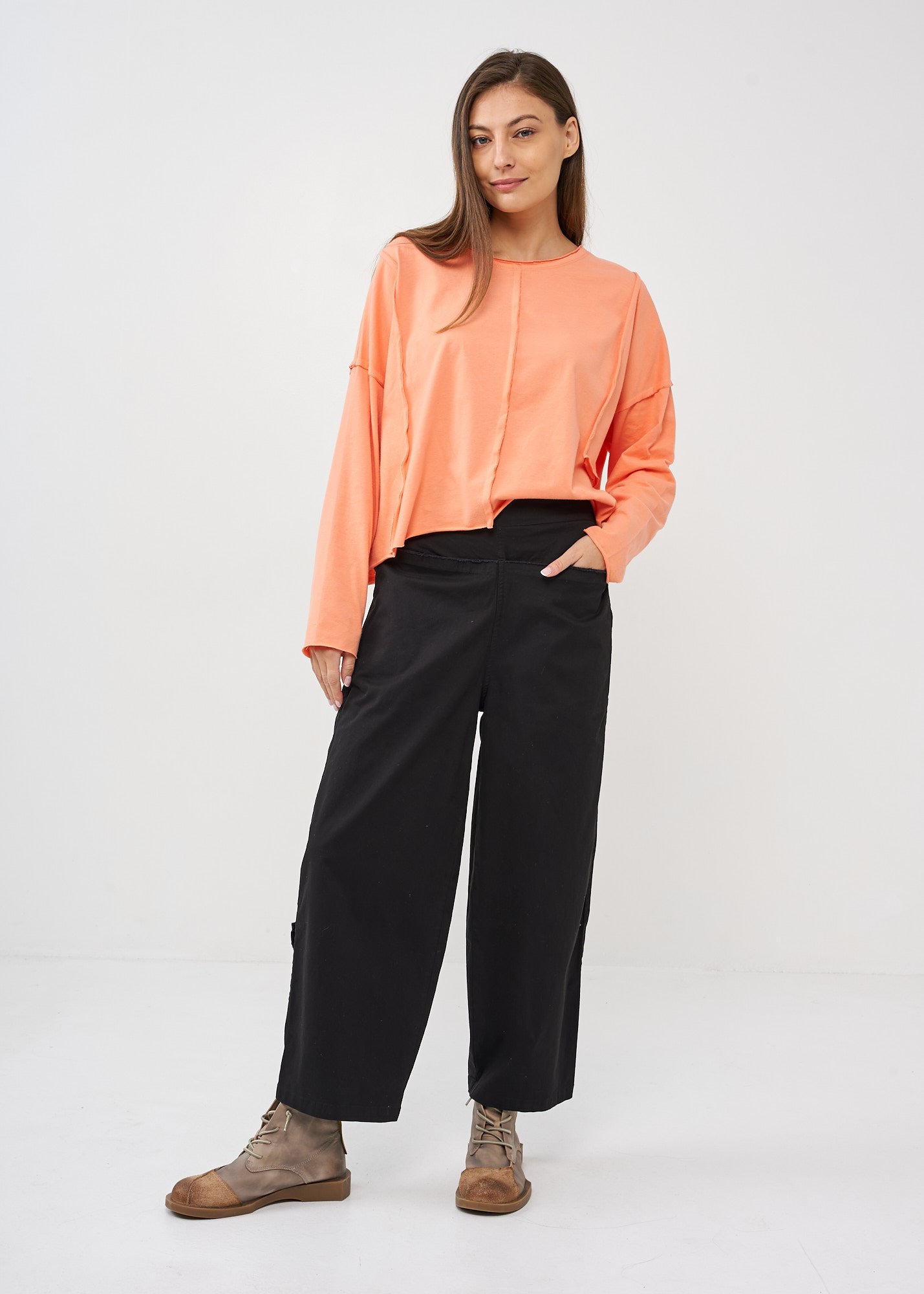 Wide leg pants straight pockets black