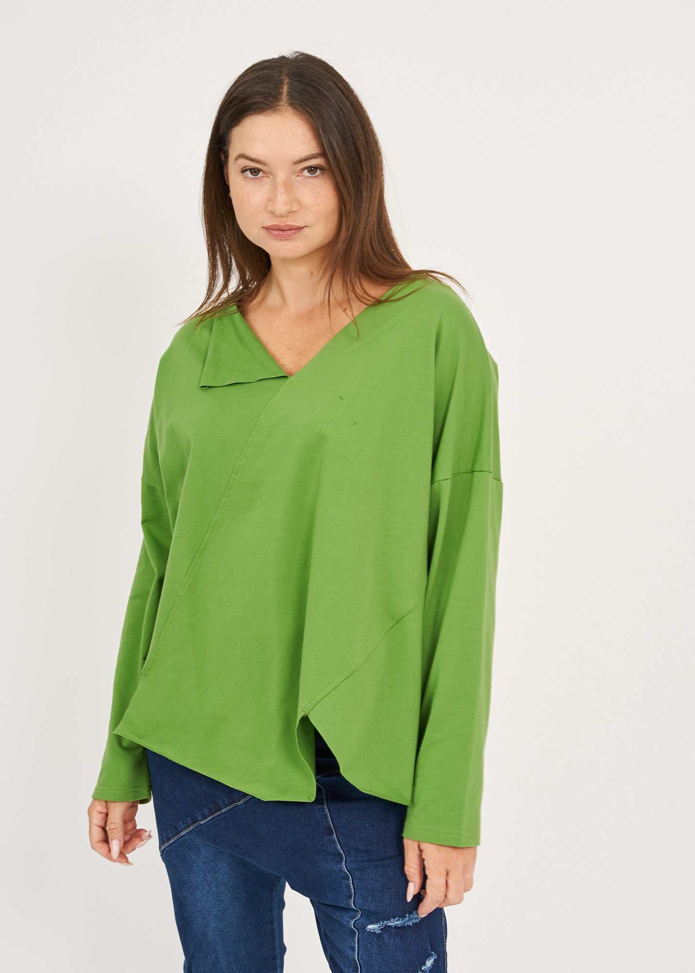 Green triangle collar long sleeve shirt