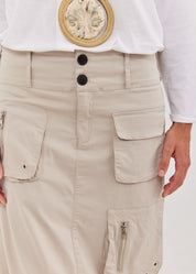 Skirt-like pants with front pockets Stone