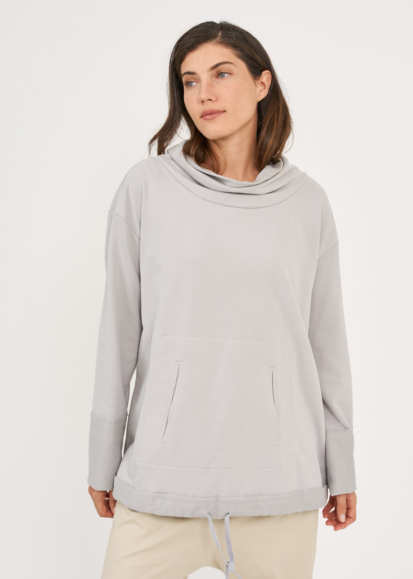 Light gray kangaroo pocket golf sweatshirt