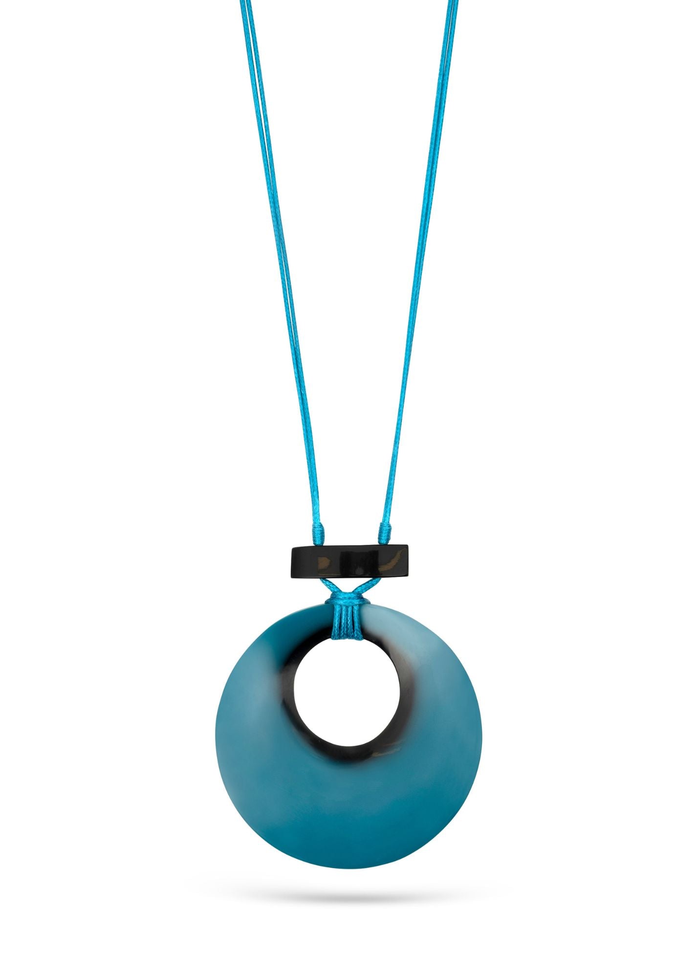 Resin necklace combining two turquoise colors