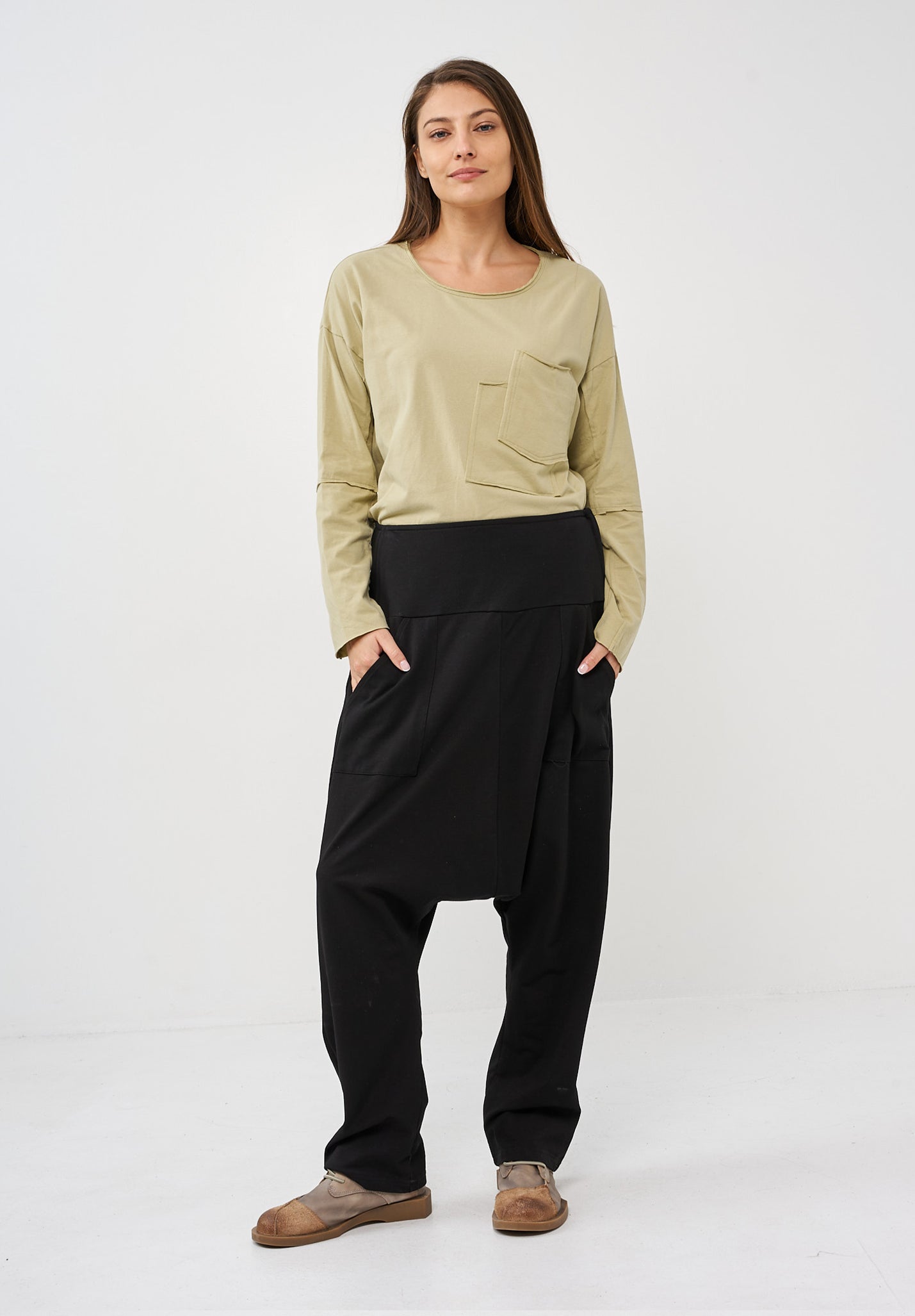 Black high waist baggy pants