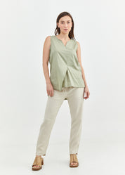 Asymmetric tank top and green fabric pocket