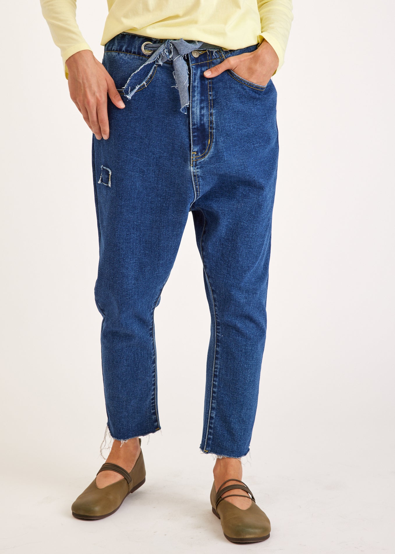 Boy jeans with drawstring waist blue wash