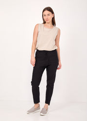 Basic pants with drawstring and diagonal pockets black