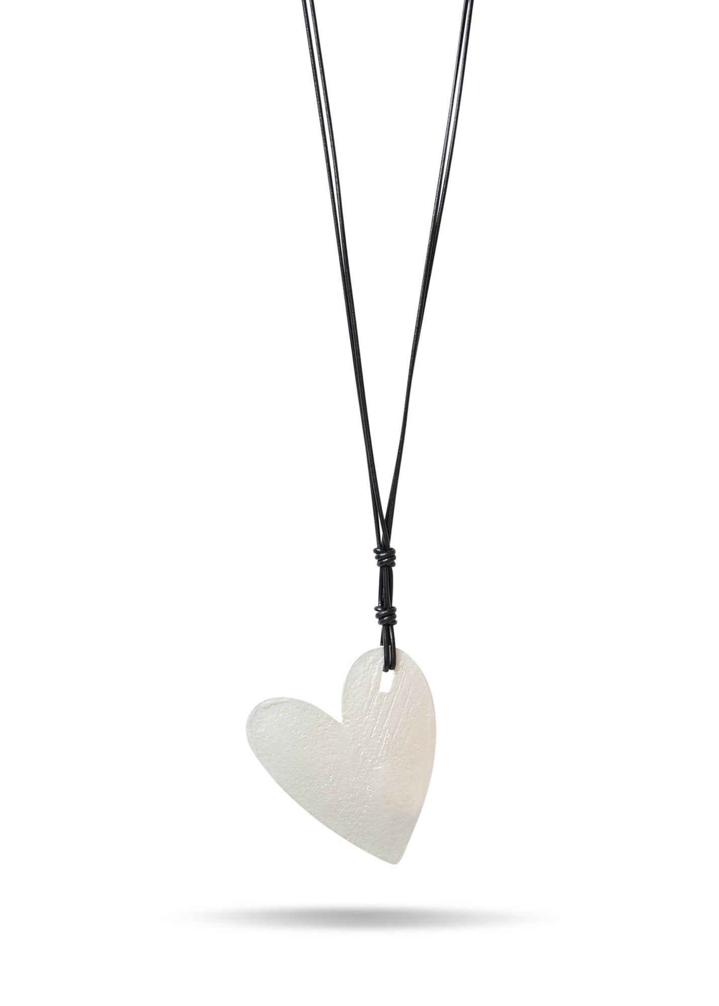 Black heart pendant leather necklace