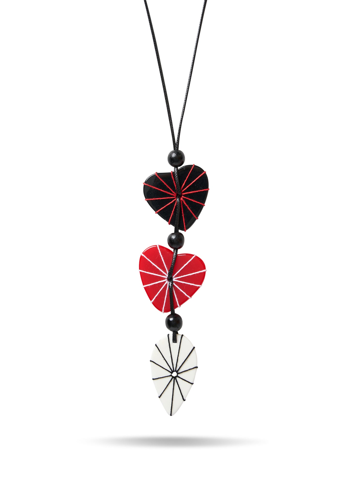 A delicate chain of hearts wrapped in red