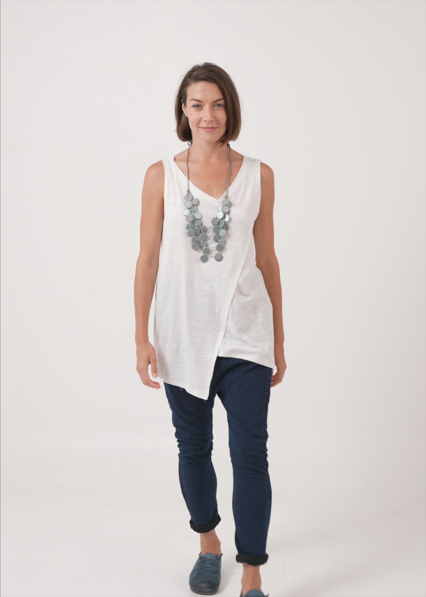 Slab V-Stone neckline tank top