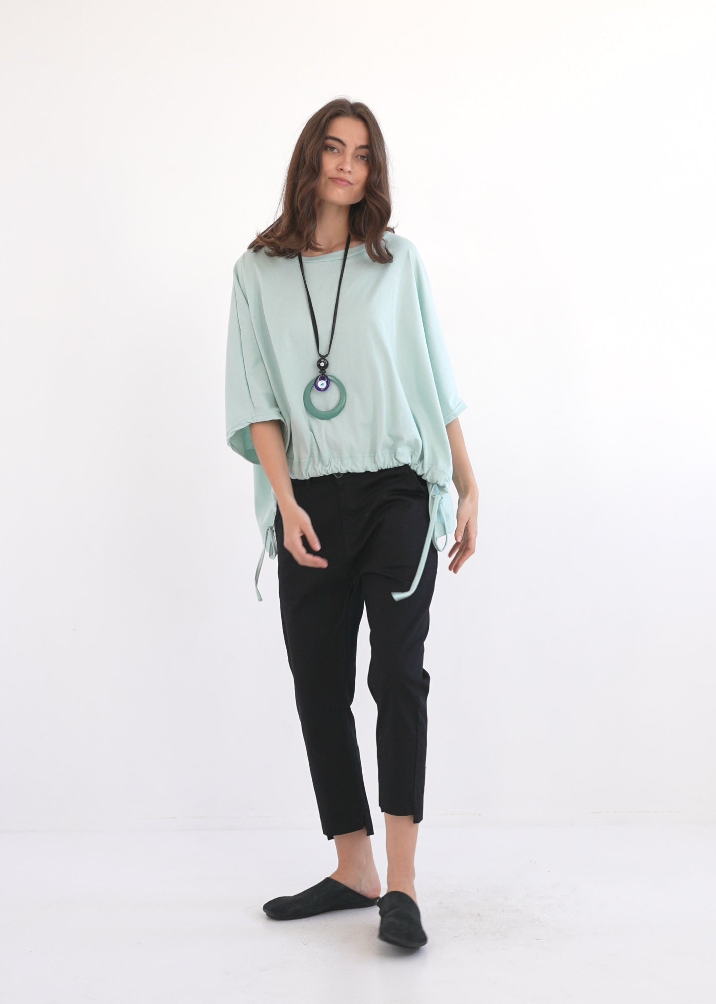 Short sleeve cotton shirt with turquoise drawstring