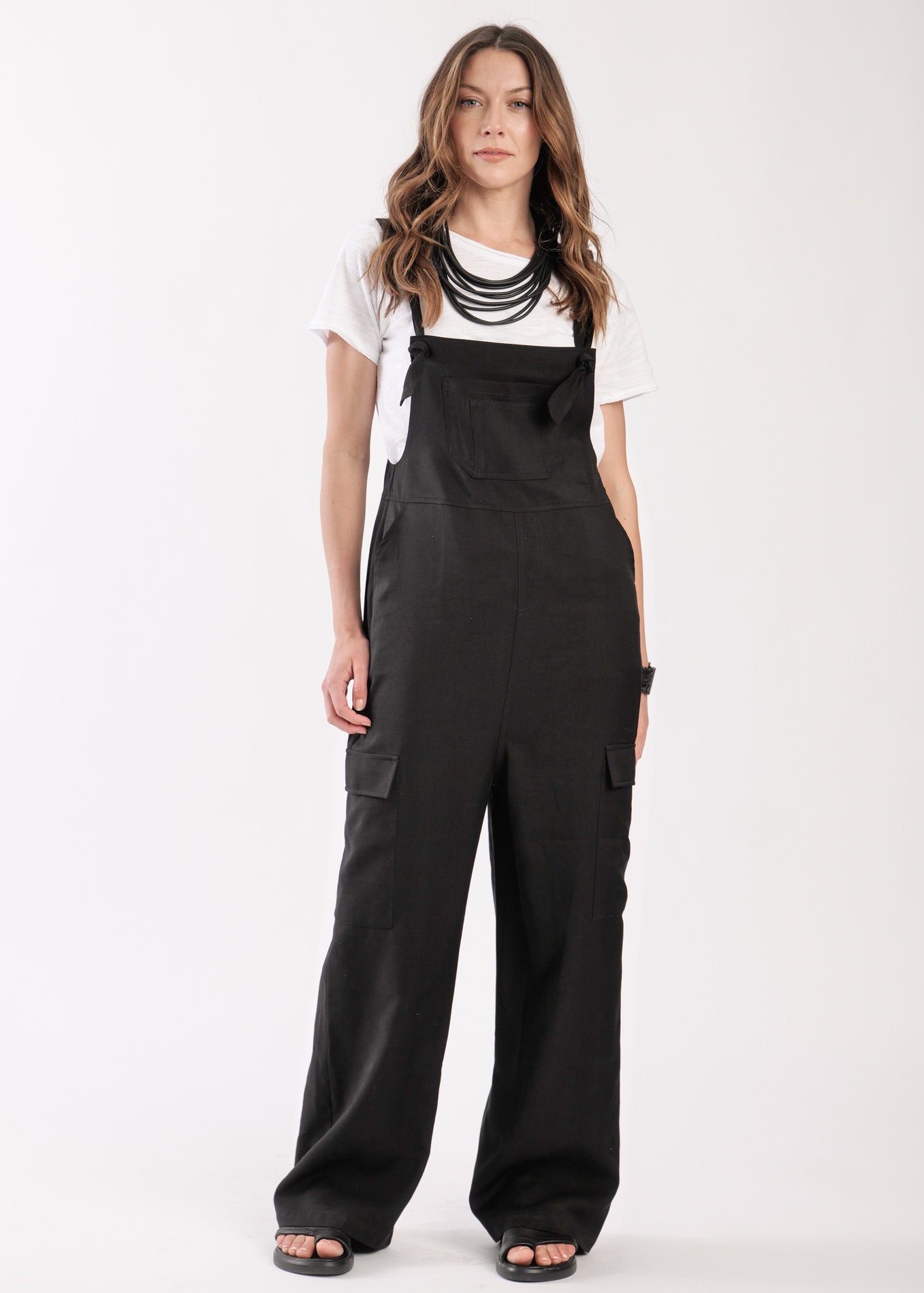 "Overall model H with tying straps" black