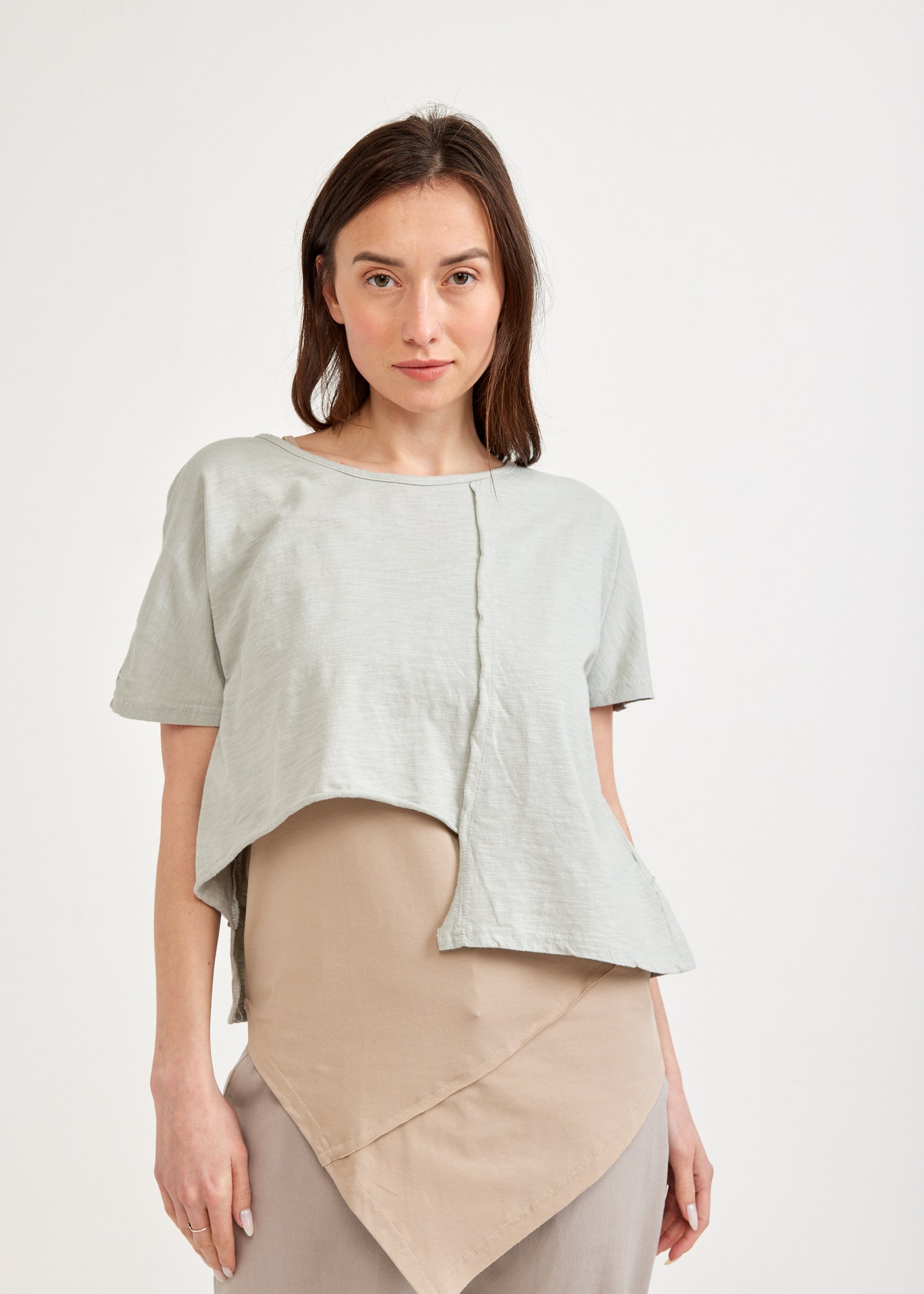 Shirt with gray rectangular cuts 